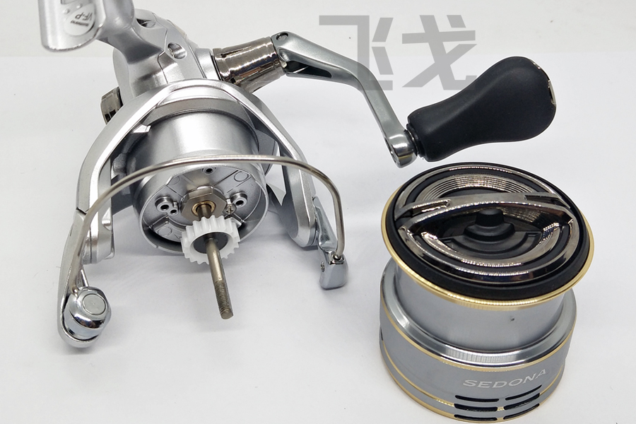 ŵSHIMANO SEDONA 23β